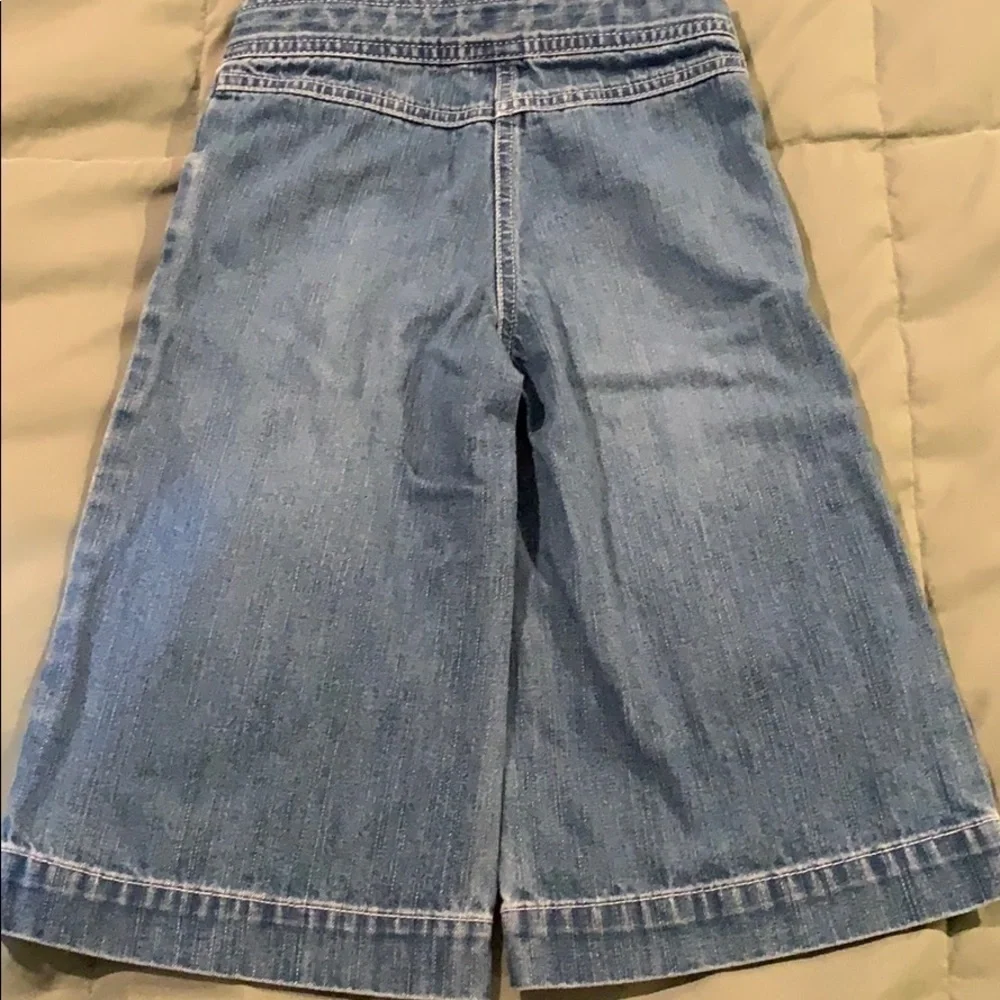 Gymboree little girl size 5 flair leg Jean.​​​​​​​​​​​​​​​​​​​